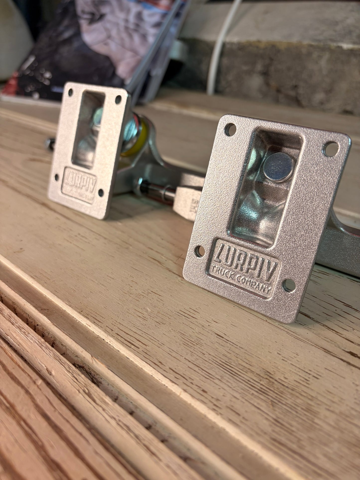 B: Lurpiv trucks
