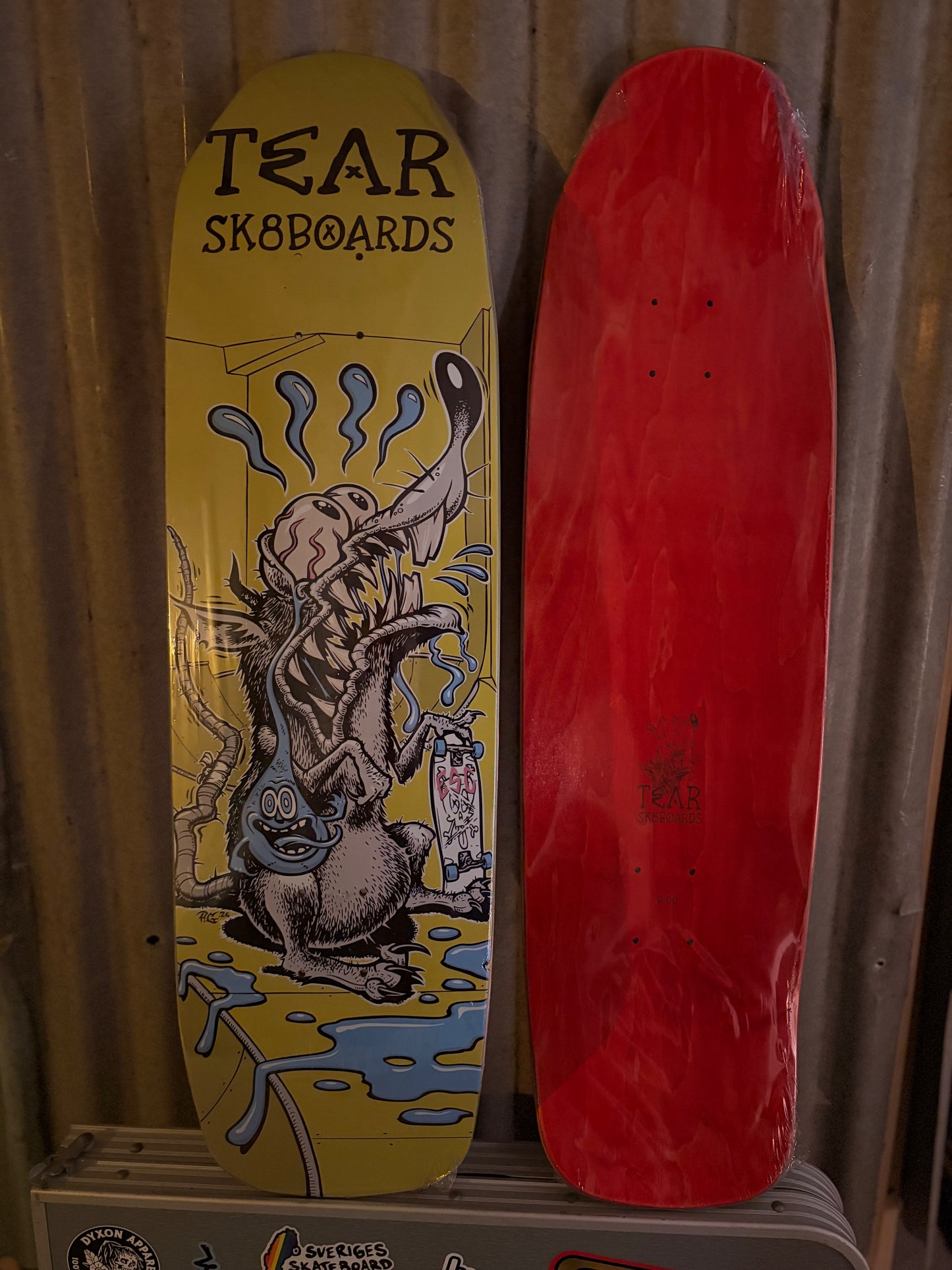 B: ShedRat Skateboard Deck