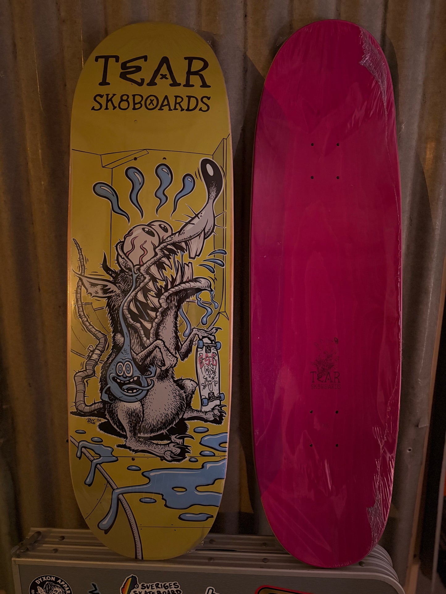 B: ShedRat Skateboard Deck