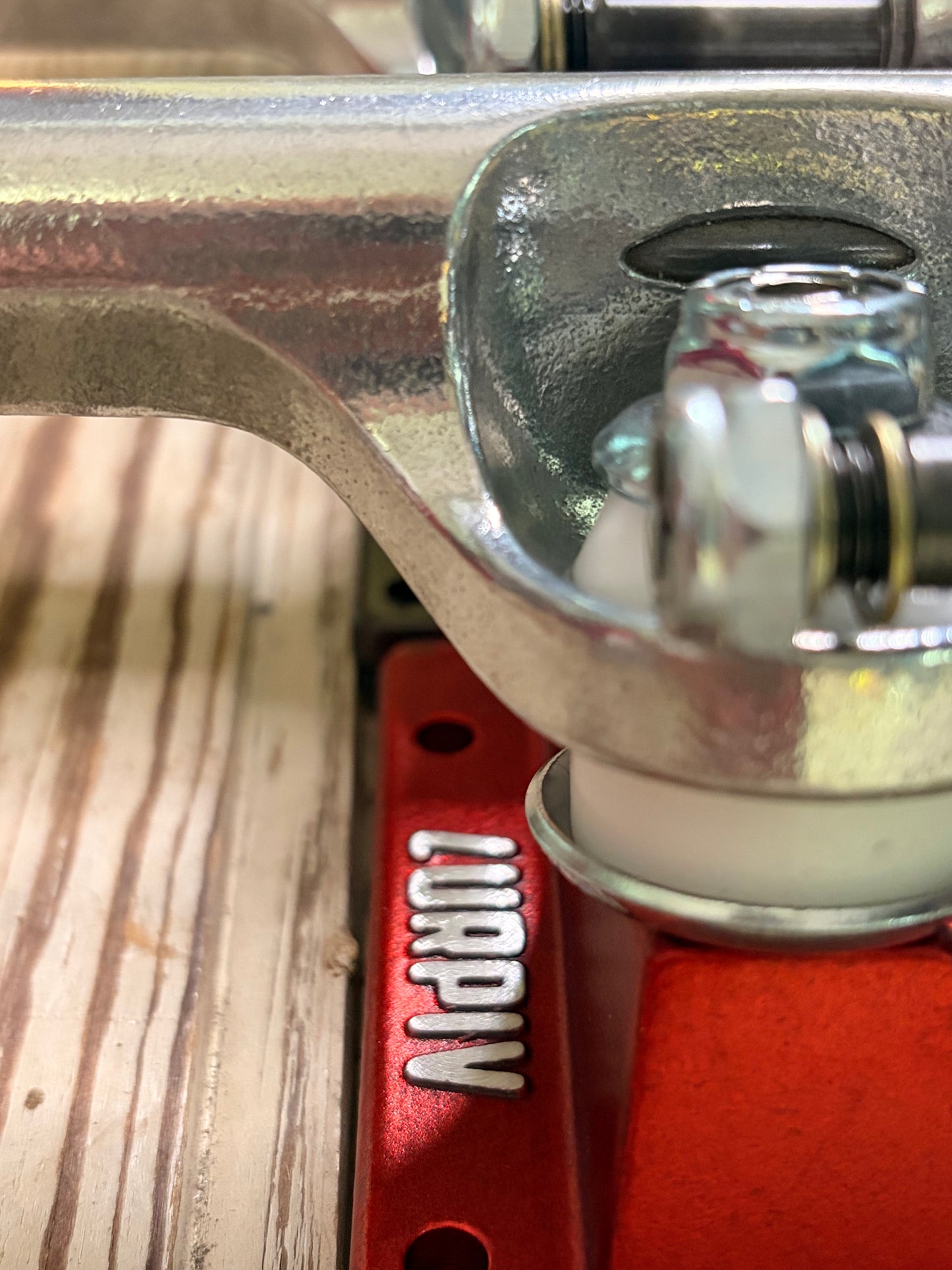 B: Lurpiv Gen 3 Hollow Red