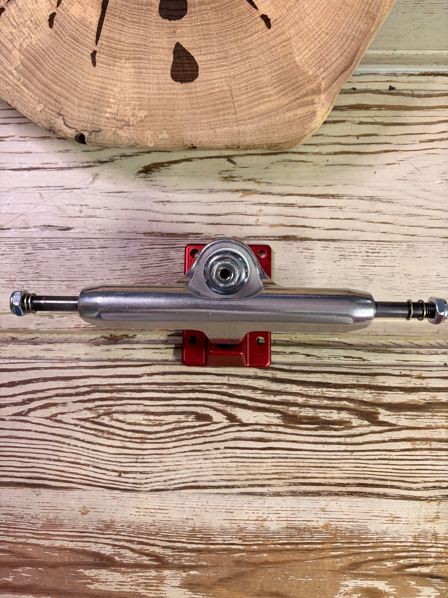 B: Lurpiv Gen 3 Hollow Red